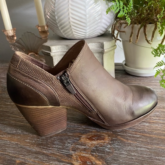 Dansko Marcia Clogs Teak Nubuck Leather Platform Boots Womens 39 8.5-9 Brown - Picture 7 of 12